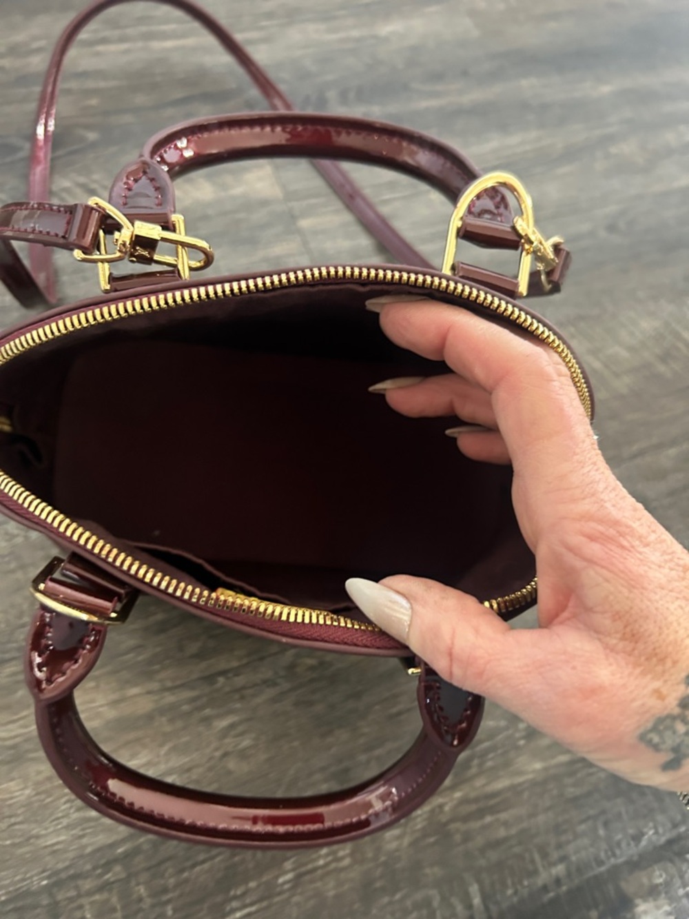 Patent-Effect Dome Satchel in Burgundy Patent - Picture 5 of 9